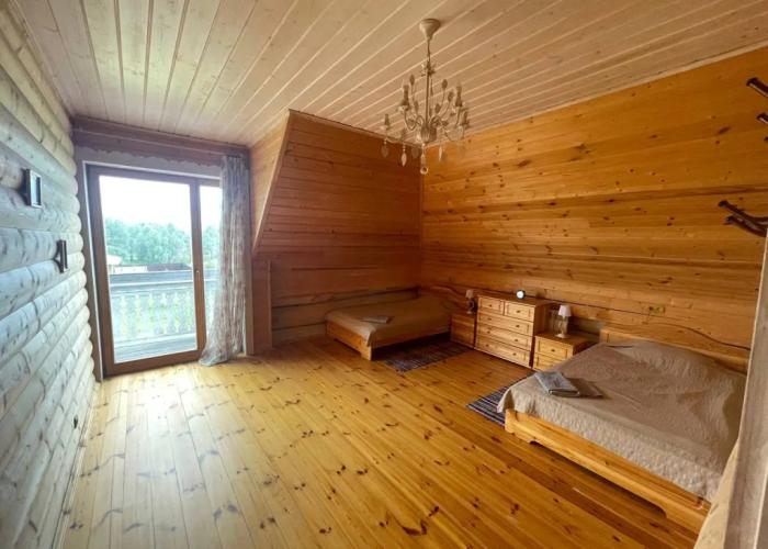 z Sibirskogo Kedra Private House