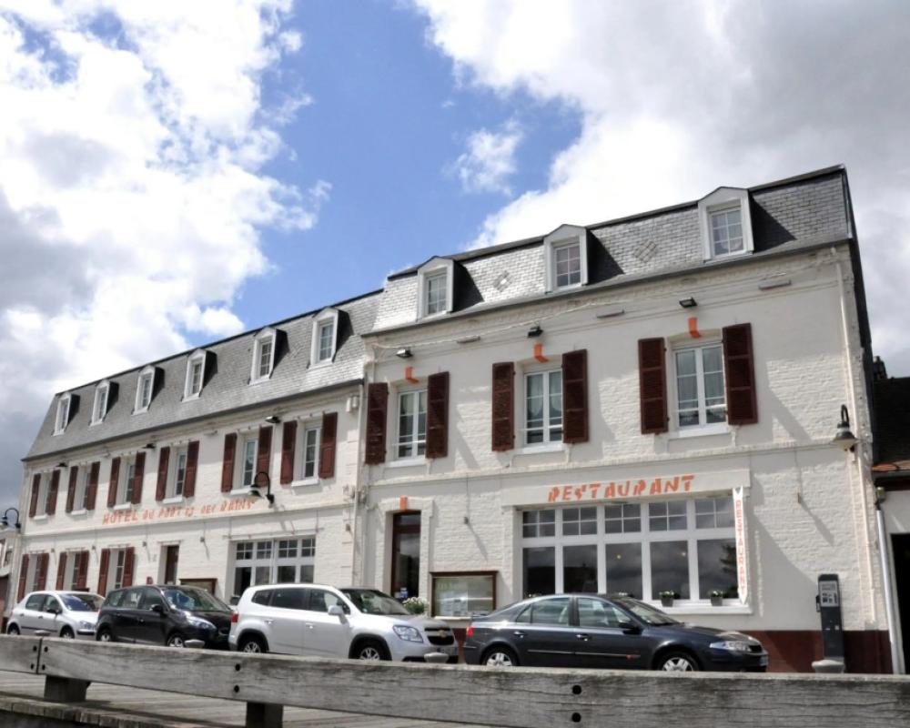 Hôtel du Port et des bains