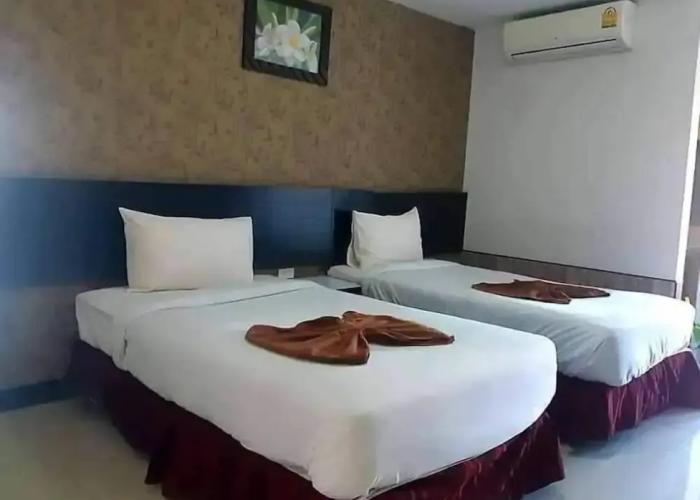Grand Pruksa Siri Apartment
