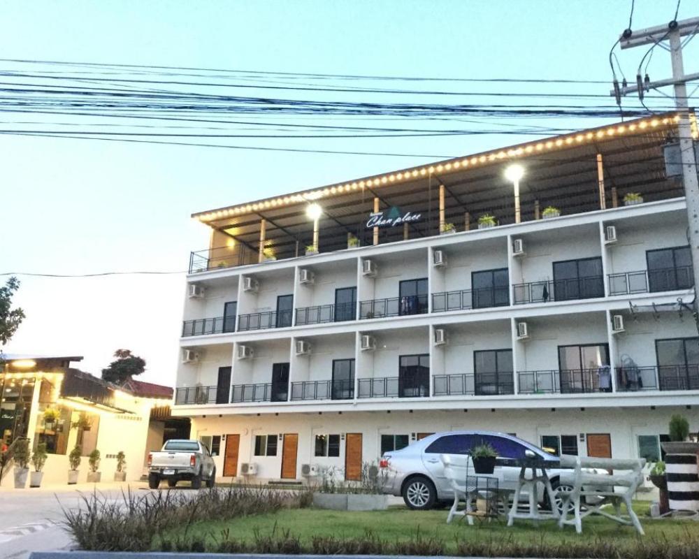 Chan place Hotel