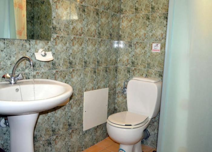 Manos Apartments
