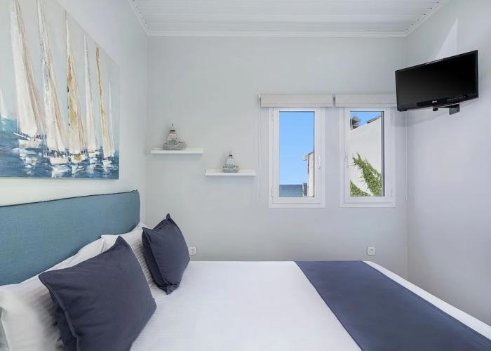 Elena SeaFront Luxury Apartments
