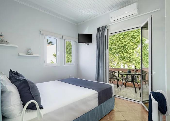 Elena SeaFront Luxury Apartments