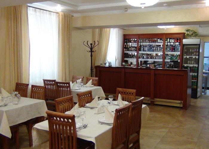 Neftyanik Hotel