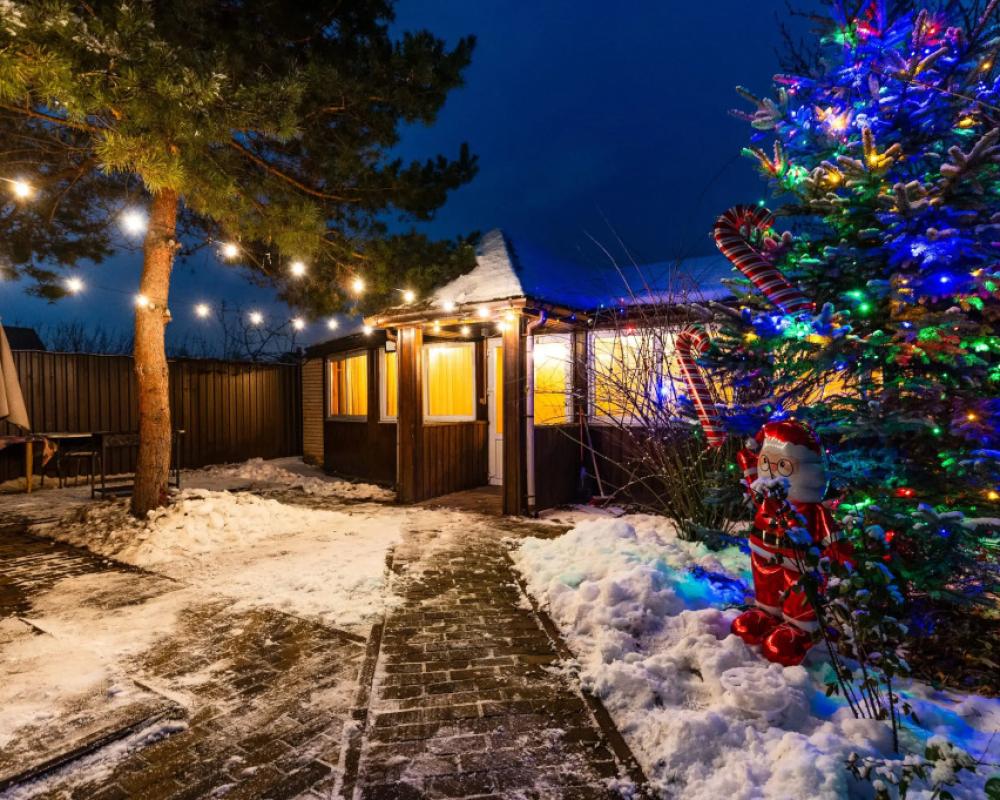 V Beleutovo S Basseynom I Saunoy Private house