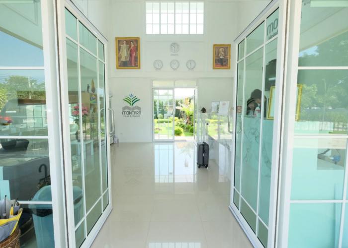 Montara Hotel and Resort Korat