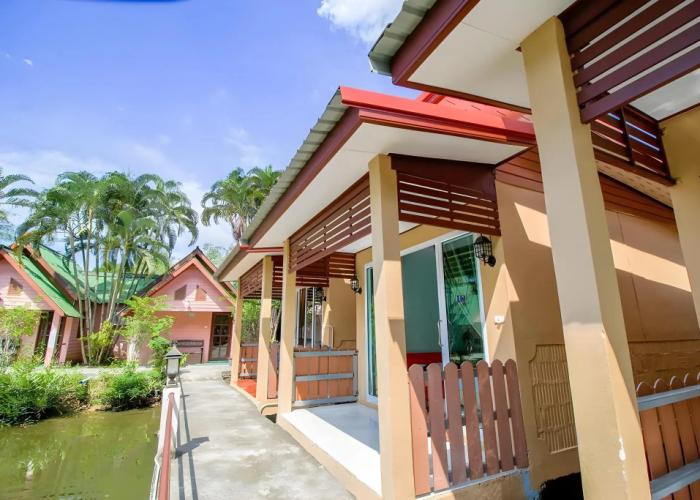 Best House Resort