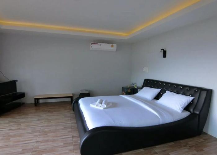 Pak Nam Resort