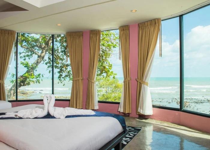 Sea Stone Hotel