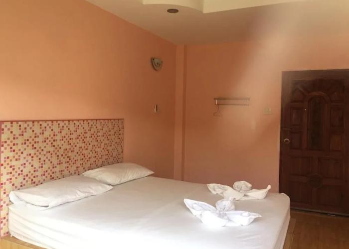 Palm Payom Village Resort