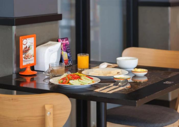 Le Park Hotel