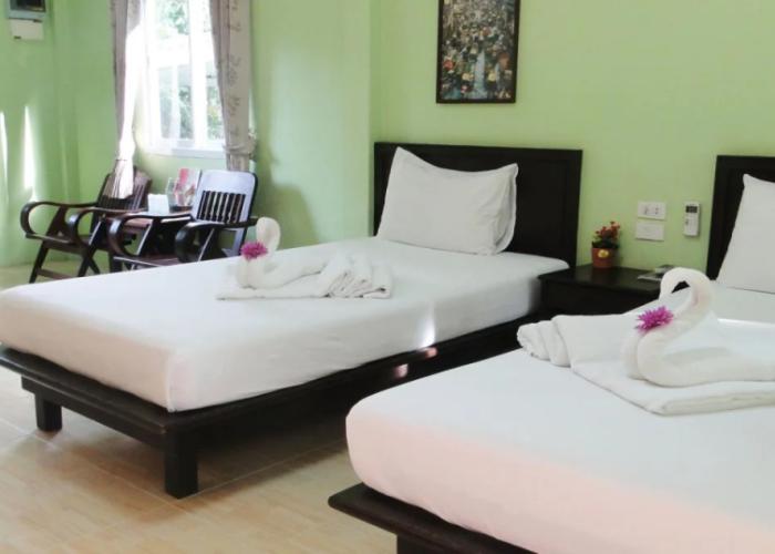 Baan Suan Chong Khao Resort