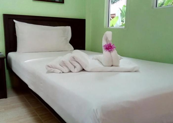 Baan Suan Chong Khao Resort