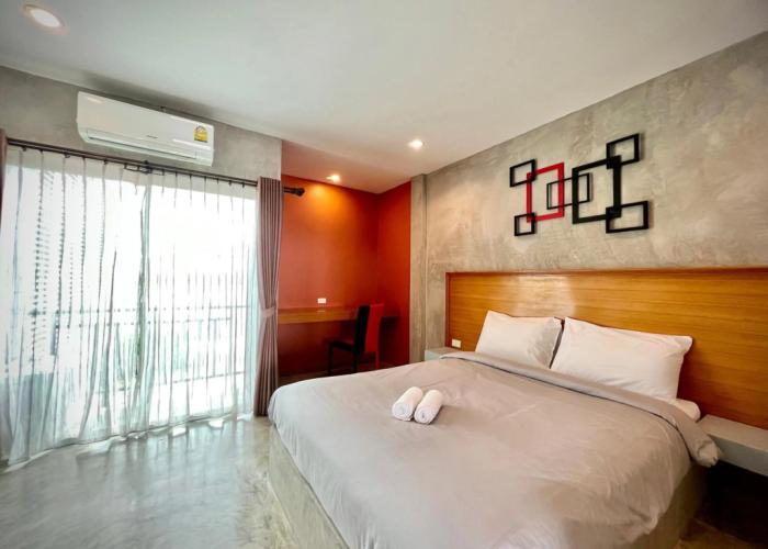 B3 Hotel