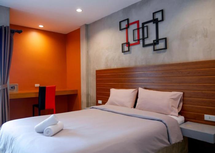 B3 Hotel