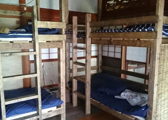 Tebiro BeachBackpackers