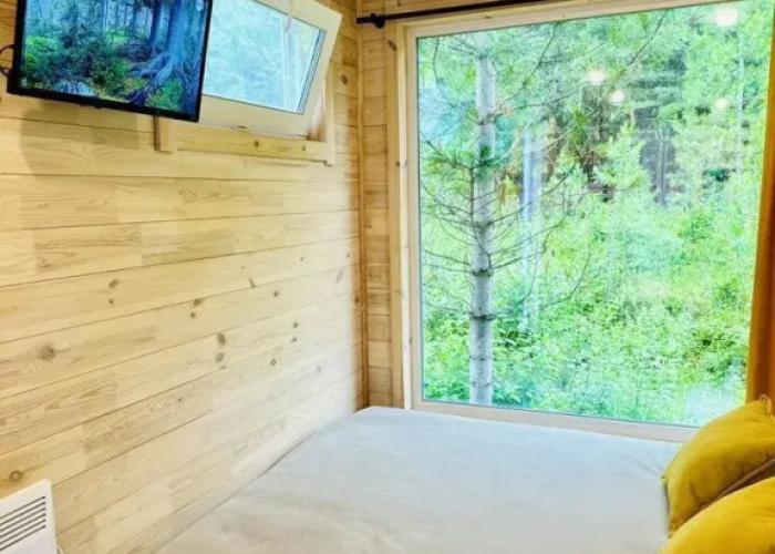 V Okruzhenii Kedpovogo Lesa So Svoyej Terrasoy I Mangalnoy Zonoy Private House