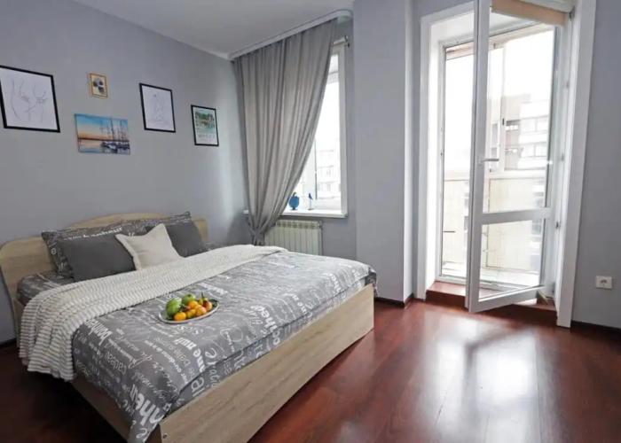 V Shelekhove 4 Flat