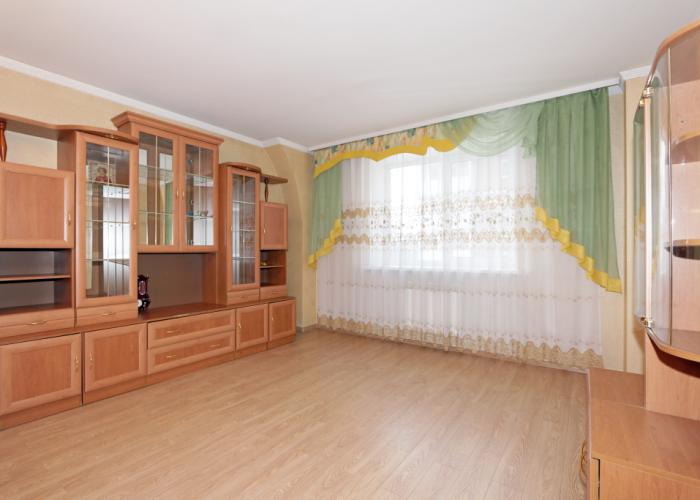 V Shelekhove 6 Flat