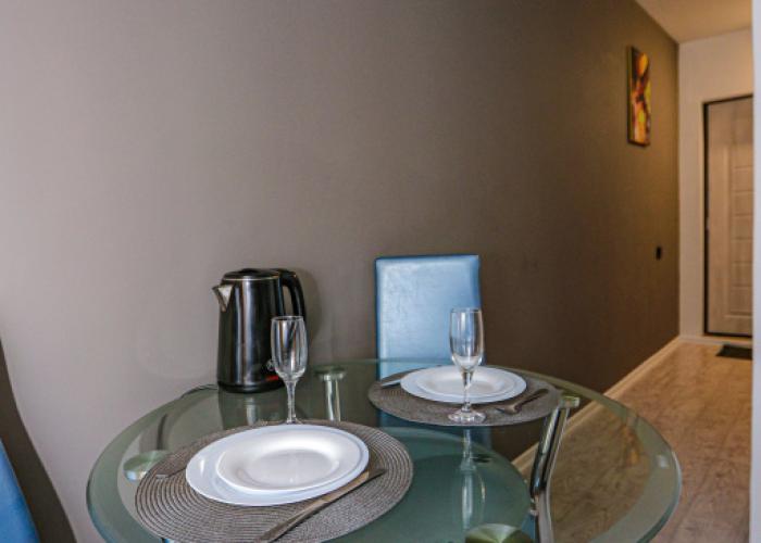 V Shelekhove 12 Flat