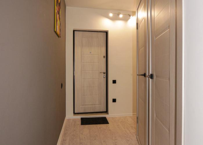 V Shelekhove 12 Flat