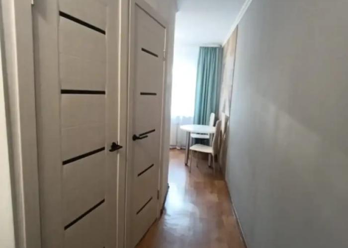 V Shelekhove 11 Flat