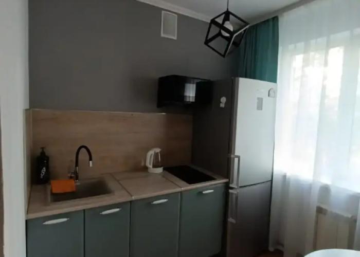 V Shelekhove 11 Flat