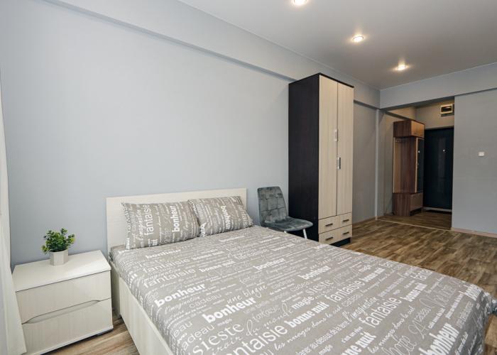V Shelekhove 13 Flat