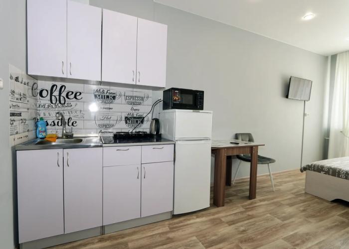V Shelekhove 13 Flat