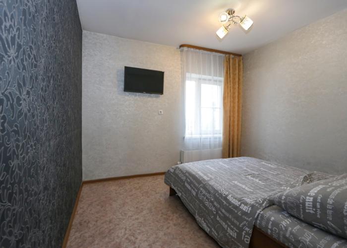 V Shelekhove 10 Flat