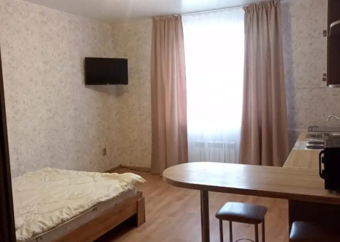 V Shelekhove Apartments