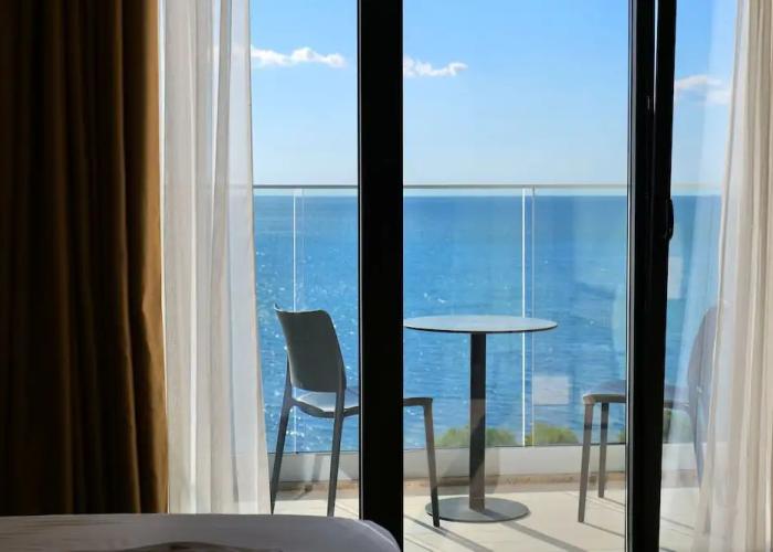 Hotel Triumf Shengjin