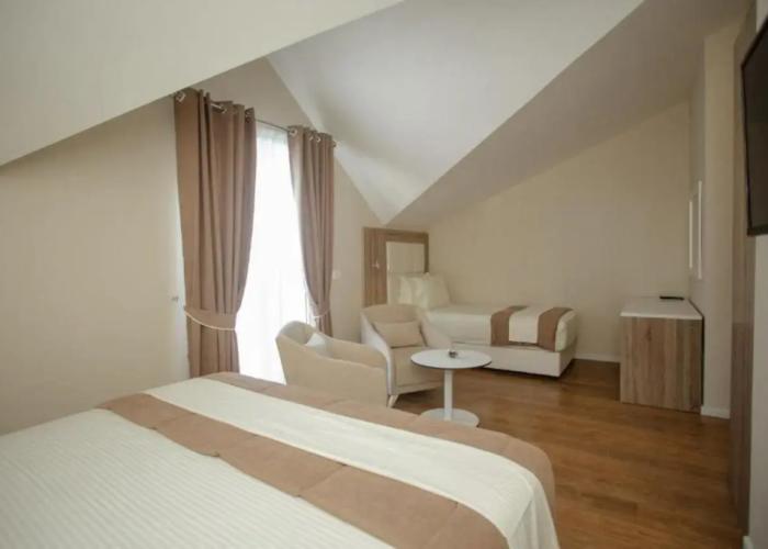 Kompleksi Exalco Al Hotel