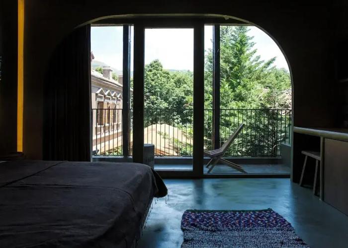 Life Gallery Hotel