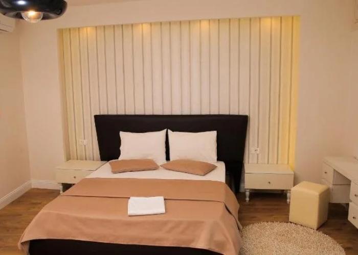 Kristal Hotel
