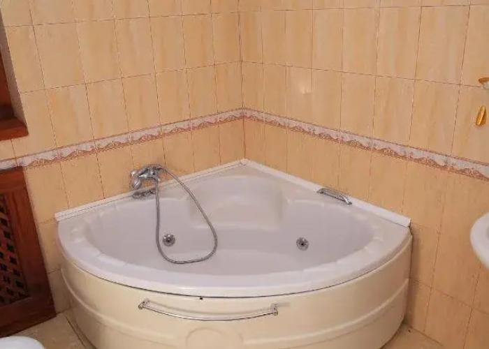 Kristal Hotel