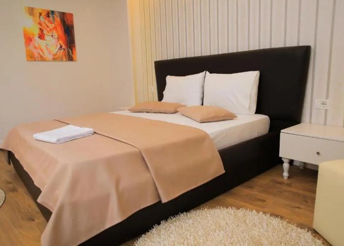 Kristal Hotel