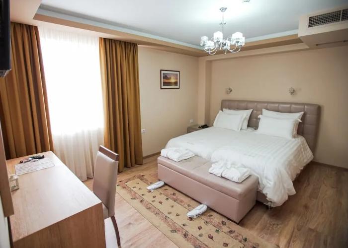 Hotel Borova