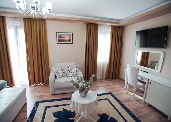 Hotel Borova