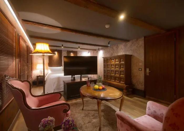 Hani i Pazarit Boutique Hotel