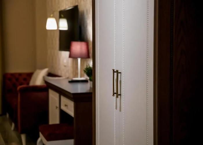 Legacy Hotel