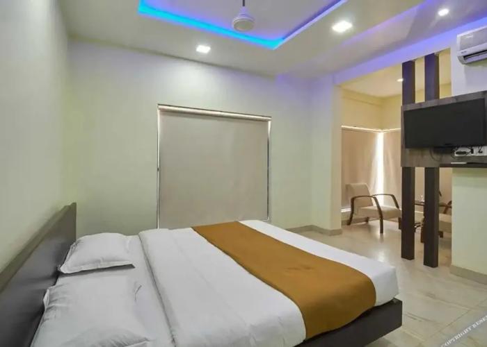 Safari Hotel & Resort