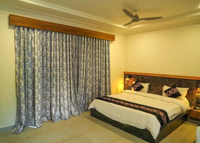 Van Vihar Farm & Resort