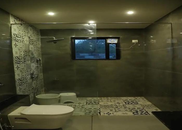 Van Vihar Farm & Resort