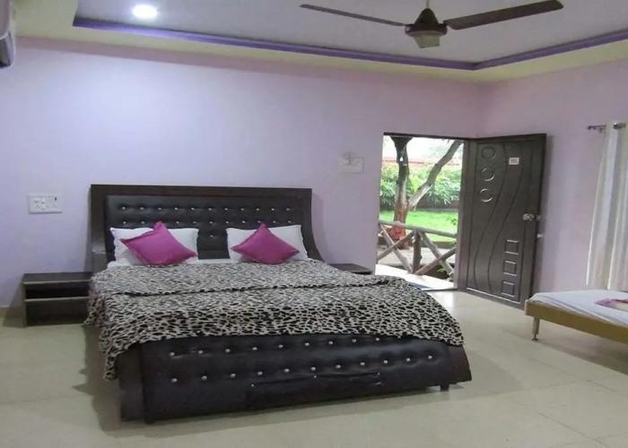 Van Vihar Farm & Resort