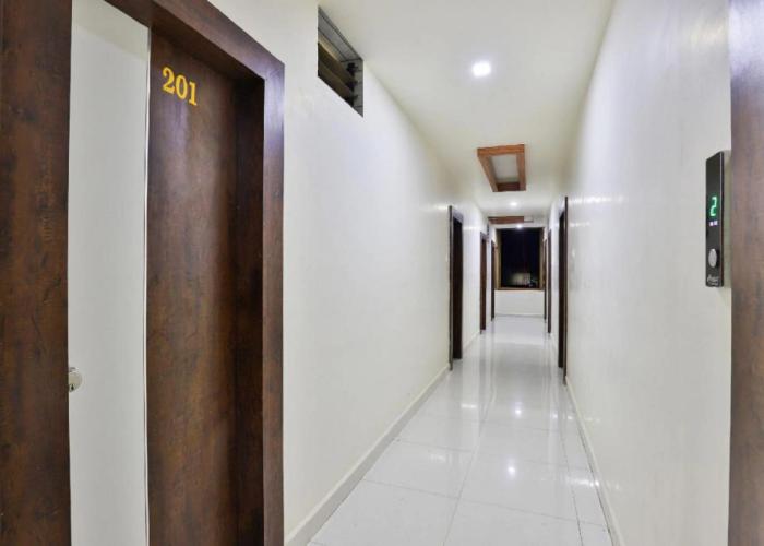Bansidhar Hotel