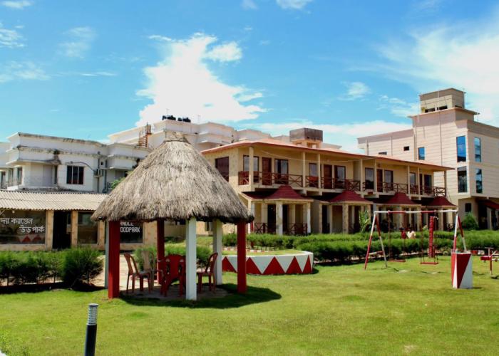 The Candlewood Park Beach Resort
