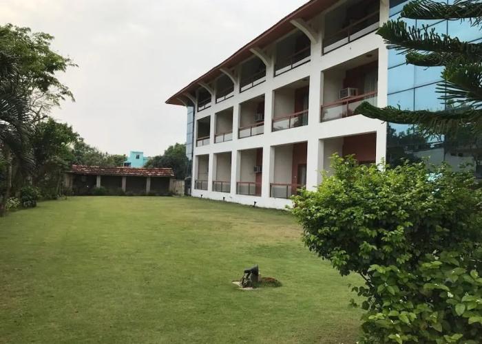 Kings Crown Resort - Mandarmani