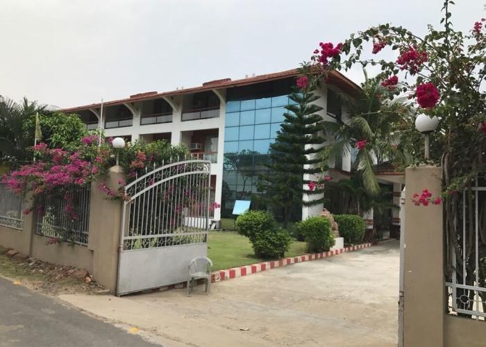 Kings Crown Resort - Mandarmani