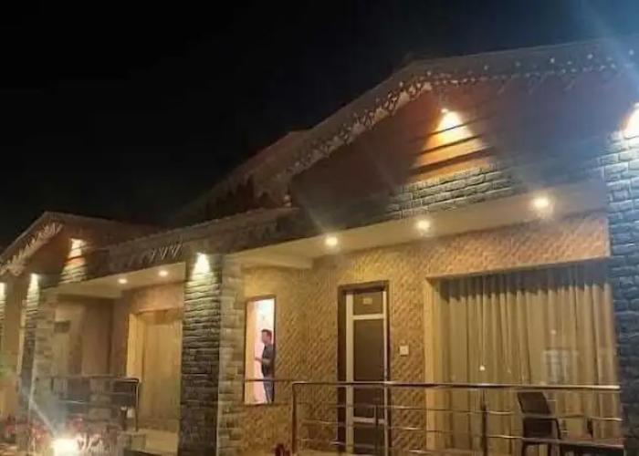 Llyods Beach Resort
